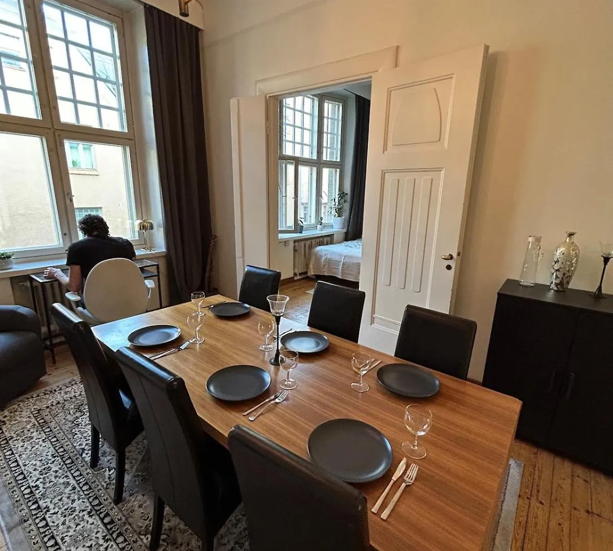 Beautiful 80M2 Condo In The Heart Of הלסינקי