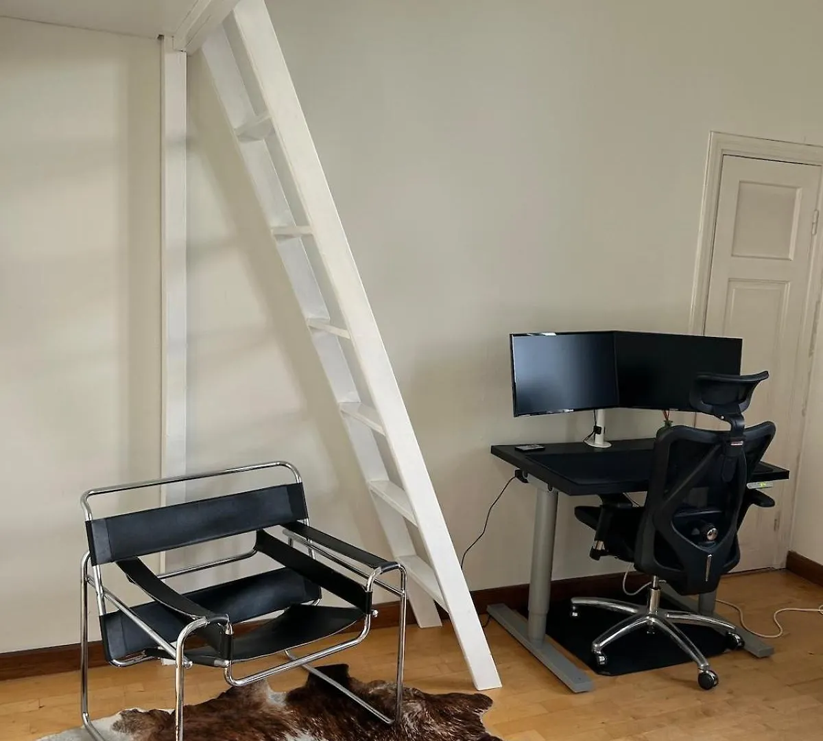 Beautiful 80M2 Condo In The Heart Of הלסינקי